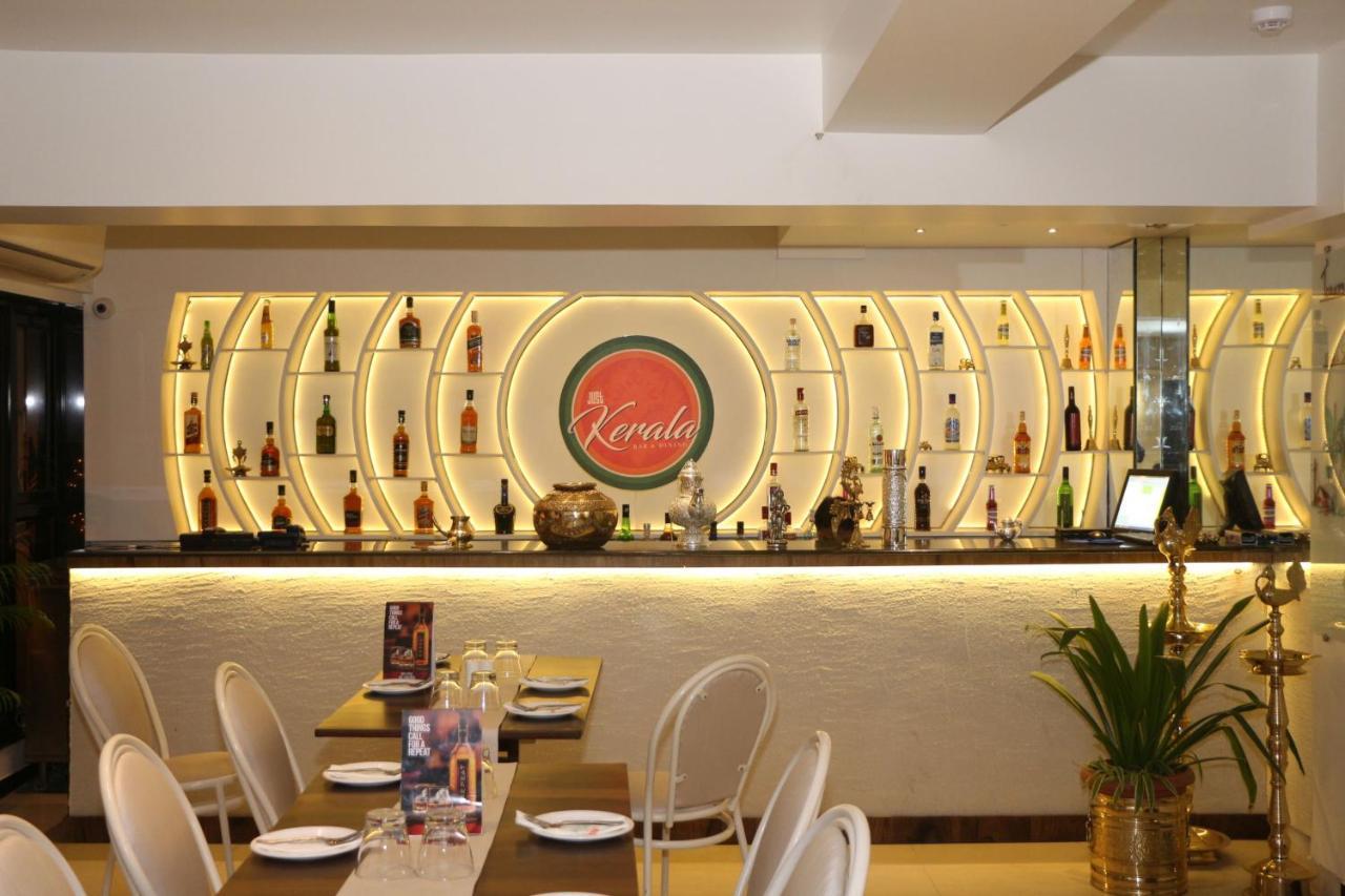 Hotel Samraj Mumbai  Buitenkant foto