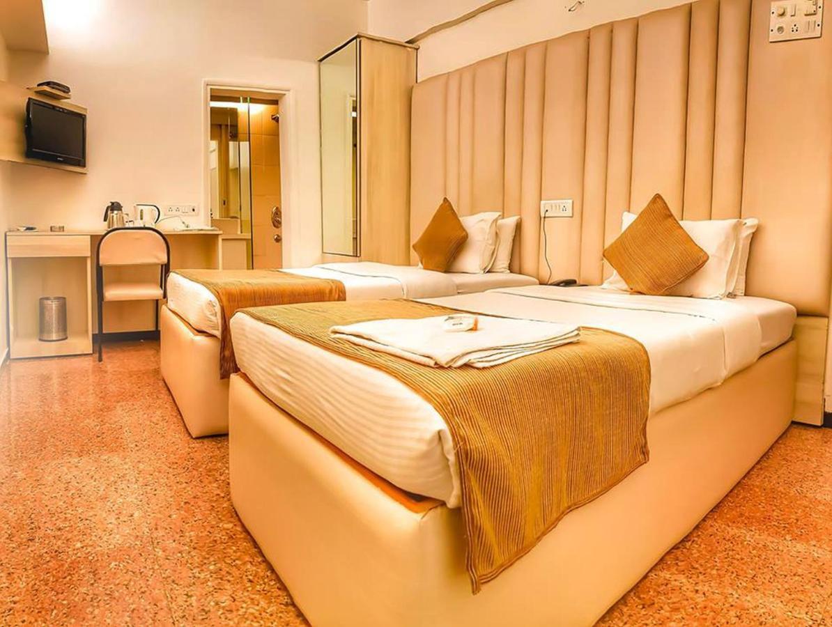 Hotel Samraj Mumbai  Buitenkant foto