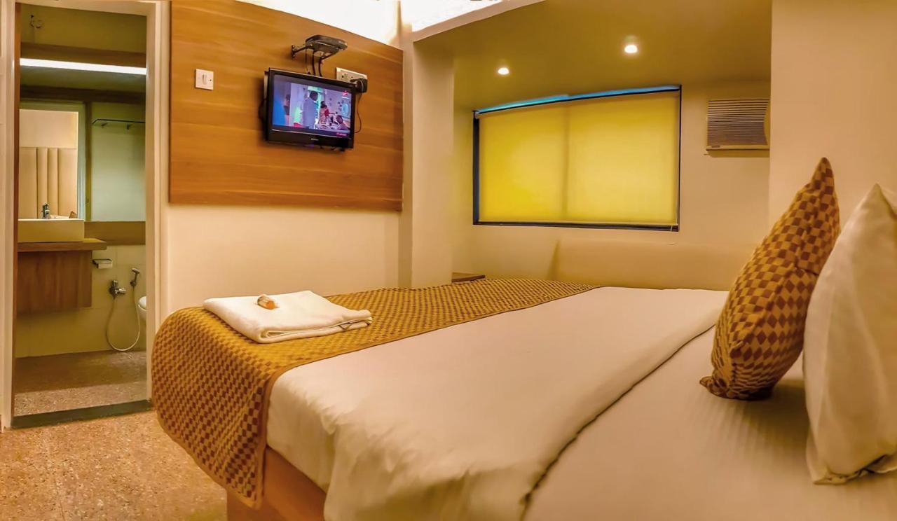 Hotel Samraj Mumbai  Buitenkant foto