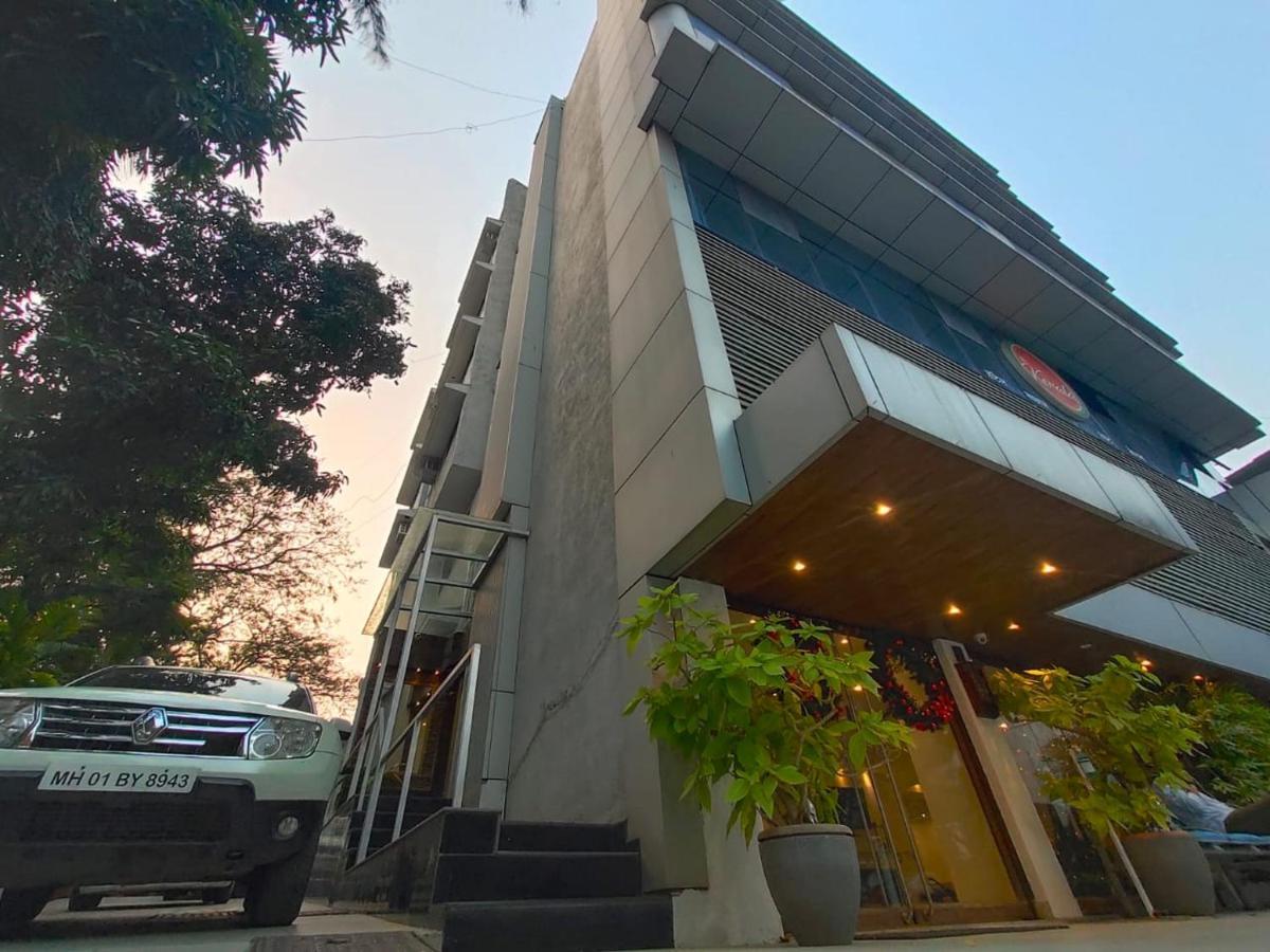 Hotel Samraj Mumbai  Buitenkant foto